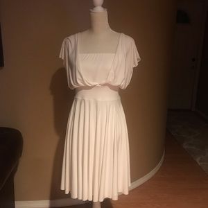 White black house market Beautiful white dress....